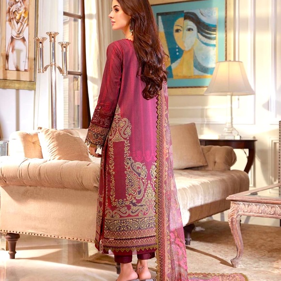 Pakistani,indian dresses - Picture 2 of 5